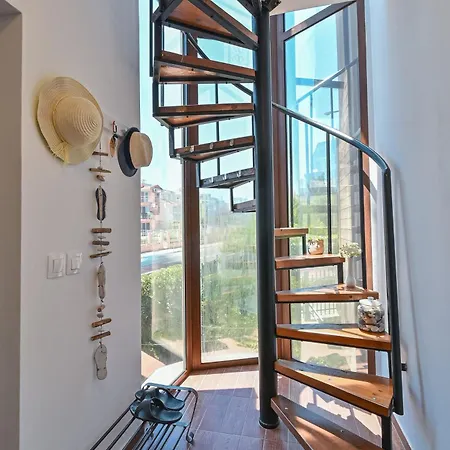 Via Sunride 1 - Maisonette By The Sea